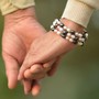 Cụ ông 80 tuổi khoe bạn gái kém 40 tuổi, nói một câu gây chú ý về tuổi già