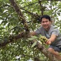 'Ông hoàng nhạc đỏ' mê làm nông, có nhà vườn rộng 4.000m²