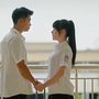 Tuyết Lan bày tỏ tình cảm với Cương bằng nụ hôn