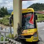 Xe khách mất phanh lao thẳng vào cổng trường học ở Tuyên Quang