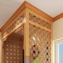 Vì sao tuyệt đối không nên đặt bàn thờ ở vị trí xung với cửa?
