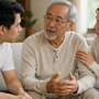 Về già mới thấm: Đừng bao giờ thể hiện 3 điều này trước mặt con cái nếu không muốn tình thân nhạt dần