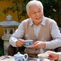 Về già mới nhận ra: Điều quyết định một tuổi già bình yên, không chỉ là tiền hay con cái