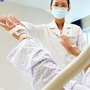 Đột quỵ trong lúc ăn cơm, cụ ông U100 hồi phục bất ngờ nhờ một quyết định của gia đình