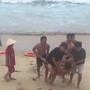 Tin sáng 13/7: Cứu sống 3 du khách Hà Nội bị sóng cuốn khi tắm biển ở Quảng Ngãi; miền Bắc nắng trở lại đầu tuần, cuối tuần mưa lớn