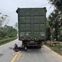 Đỗ xe sai quy định dẫn đến tai nạn chết người, tài xế bị truy tố