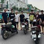 Một đối tượng có tiền án, cùng nhóm 'quái xế' mang hung khí gây rối trên phố Hà Nội