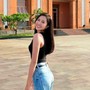 Hoa hậu Hà Trúc Linh khoe dáng thanh mảnh với phong cách tối giản
