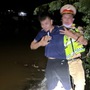 CSGT Ninh Bình kịp thời cứu nam thanh niên định nhảy cầu Gián Khẩu tự tử trong đêm