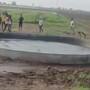 Kỳ lạ cảnh nước trong giếng sâu liên tục "rung lắc" trong nhiều ngày