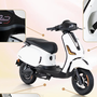 Cầm lái xe máy điện đi xa 80 km/lần sạc, có Smartkey 4 trong 1, giá siêu rẻ chỉ 19,3 triệu đồng