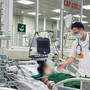 Nam thanh niên 28 tuổi hôn mê, suy gan cấp, phù não vì sai lầm khi dùng thuốc nhiều người Việt mắc phải