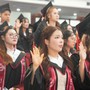 407 tân bác sĩ, dược sĩ, cử nhân Trường Đại học Y Dược, ĐHQGHN nhận bằng tốt nghiệp: 'Trong bất kỳ hoàn cảnh nào, hãy giữ vững y đức'