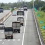 Liên tiếp xử lý các tài xế không giữ khoảng cách an toàn trên cao tốc