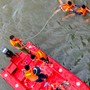 Nam thanh niên nhảy xuống sông Hương, để lại vé tàu và máy ảnh