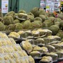 Tiểu thương chỉ cách phân biệt sầu riêng Ri6, Thái Monthong, Musang King và Black Thorn
