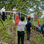 Phát đi báo động nhầm, Chơn bị cả làng trách móc