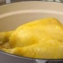 Tại sao luộc gà không nên vớt ngay?