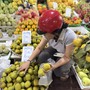 Hồng da tre có gì đặc biệt mà giá gần 200.000 đồng/kg vẫn được chị em thi nhau ‘săn đón’?
