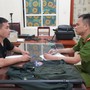Giả danh Cảnh sát cơ động chặn xe, người dân tránh né rồi tử vong