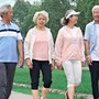 Nghỉ hưu lên ở với con để tận hưởng tuổi già, ai ngờ khó xử vì một người đàn ông tán tỉnh