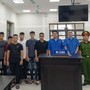8 thanh niên lĩnh án sau cuộc truy đuổi, ném gạch đá gây thương tích