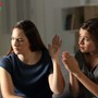 Người khôn ngoan sẽ hạn chế giao du với 3 kiểu người này, càng thân càng dễ mệt mỏi