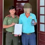 Suýt mất 171 triệu đồng cho đối tượng đặt mua 150 bộ giường tầng qua điện thoại