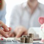 Người có tiền thường chi tiêu thế nào? 7 khác biệt giúp họ dễ tích luỹ tài sản